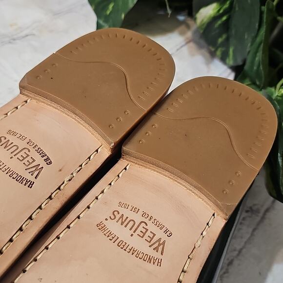 Weejuns NWOT G.H.Bass Handcrafted Classic Black Patent Leather Loafers 10 - Picture 9 of 14